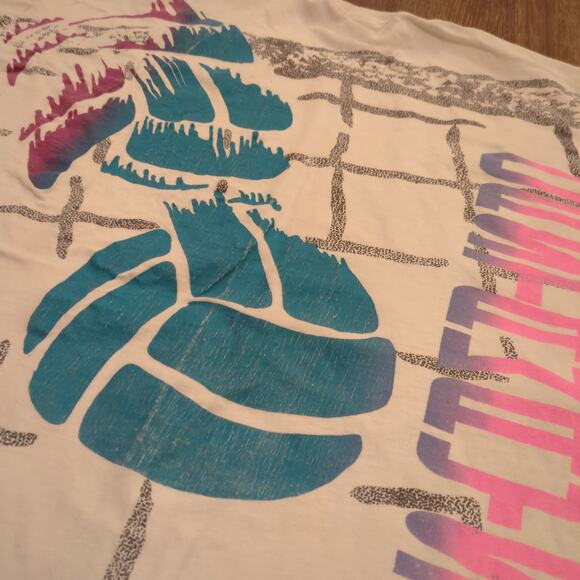 VTG Volleyball Castaways Sport Adult XL Shirt Beach Ocean Surf Cali Florida AOP - Picture 7 of 7